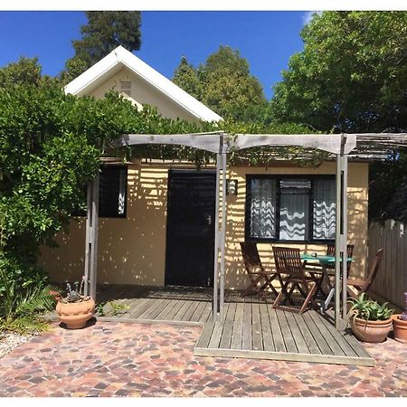 Garden Cottage in Ambiente Guest House Knysna Extérieur photo