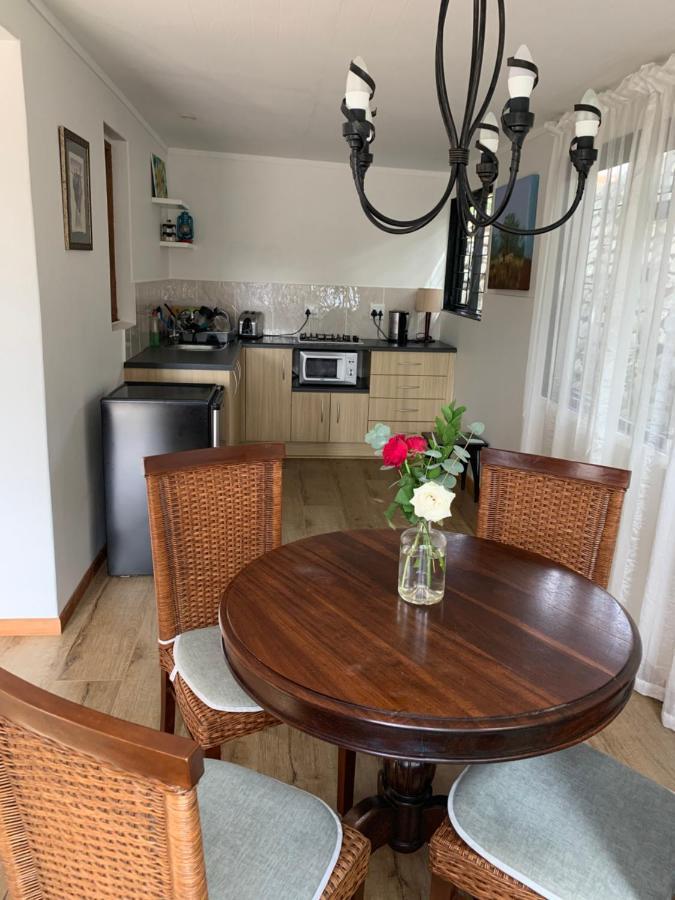 Garden Cottage in Ambiente Guest House Knysna Extérieur photo