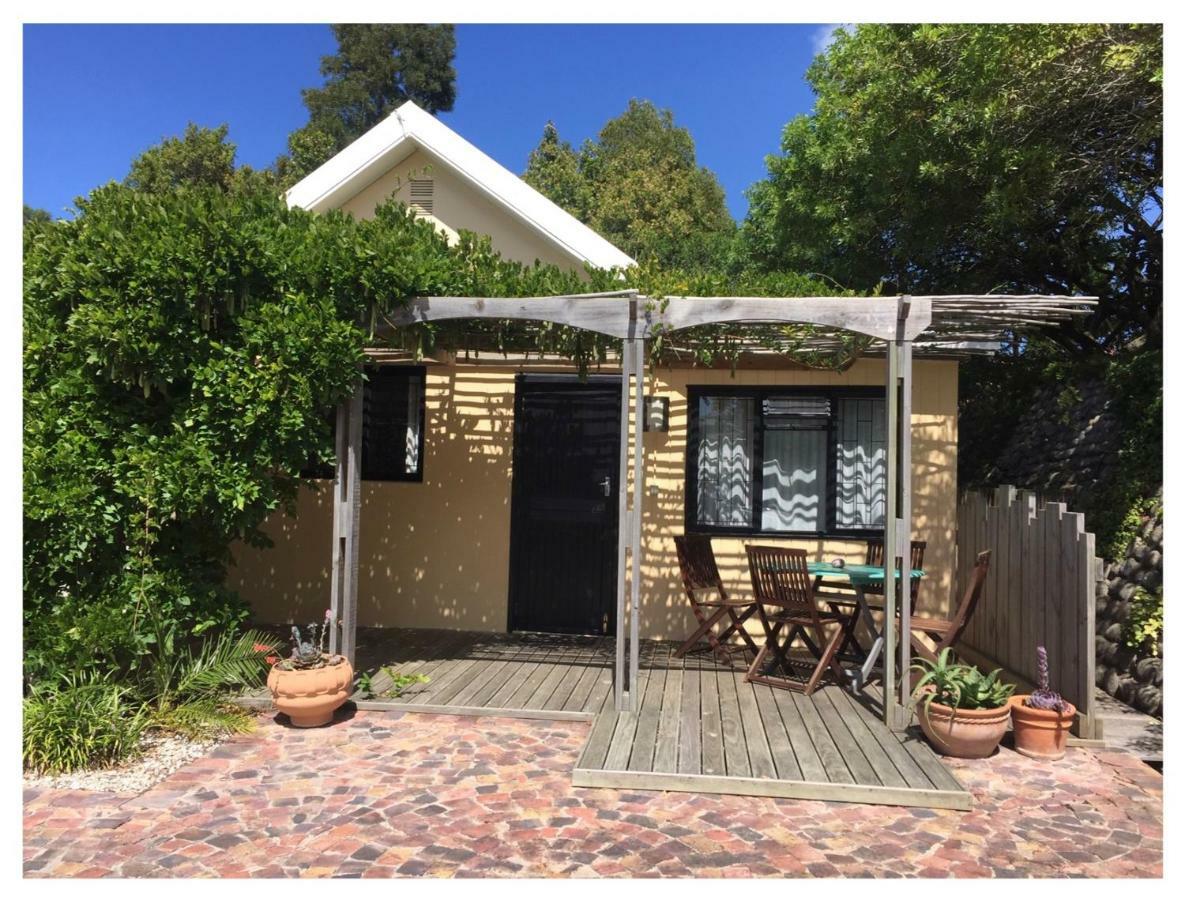 Garden Cottage in Ambiente Guest House Knysna Extérieur photo