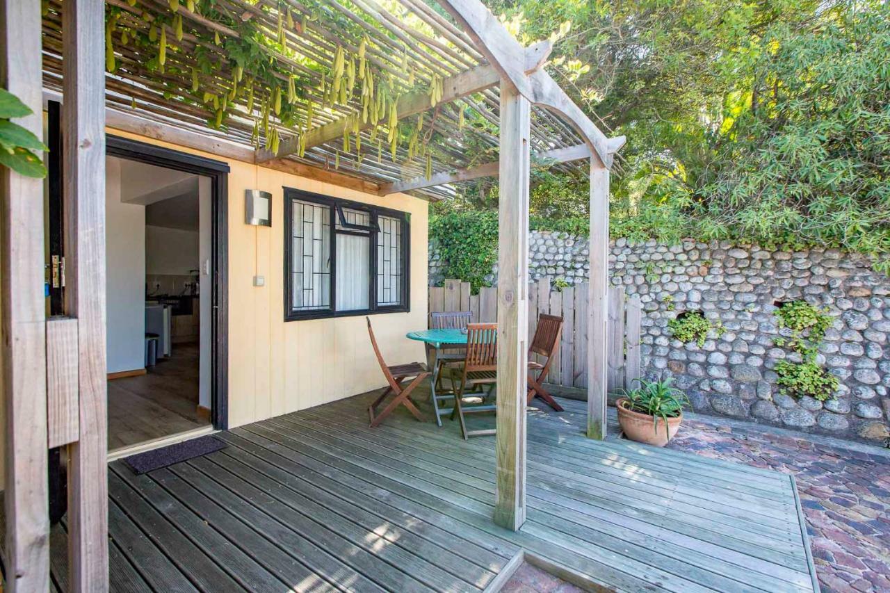 Garden Cottage in Ambiente Guest House Knysna Extérieur photo